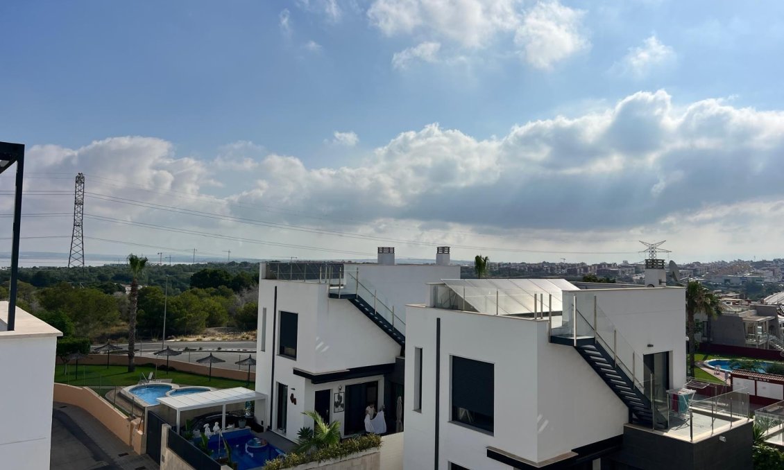 Resale - Villa -
Orihuela Costa - Villamartín-las Filipinas