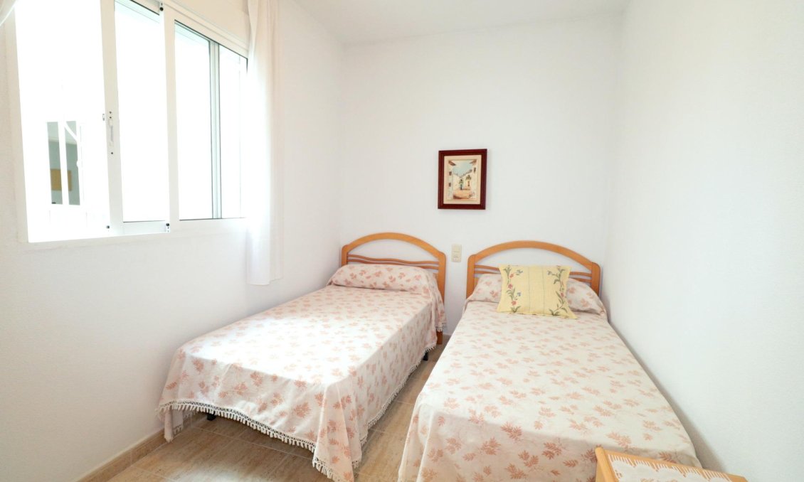 Resale - Apartment -
Torrevieja - Acequion