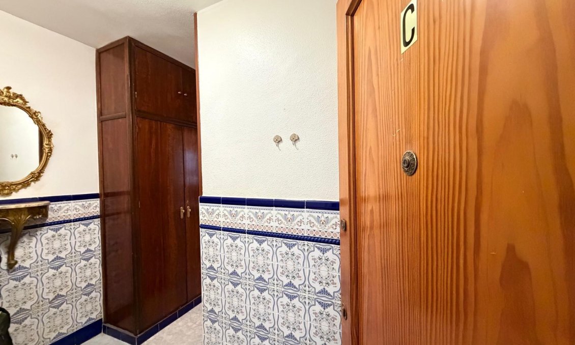 Használt Ingatlanok - Apartman -
Torrevieja - Playa del Cura