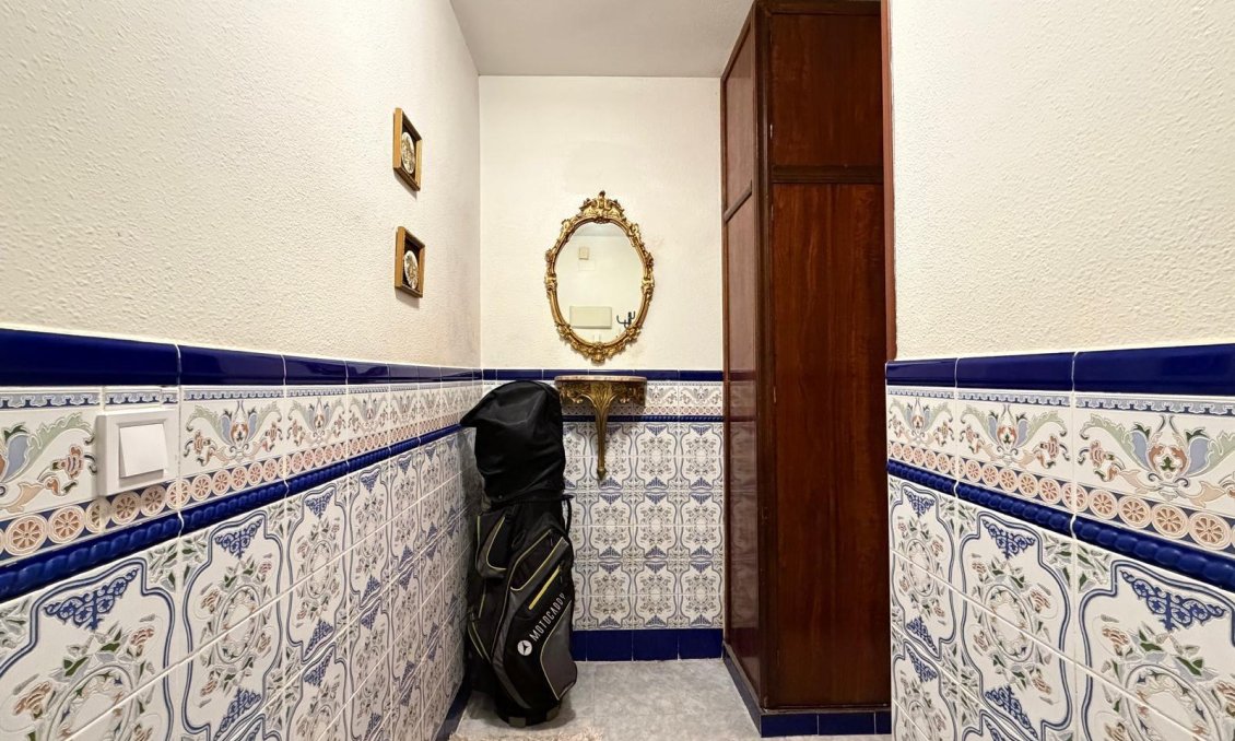Használt Ingatlanok - Apartman -
Torrevieja - Playa del Cura