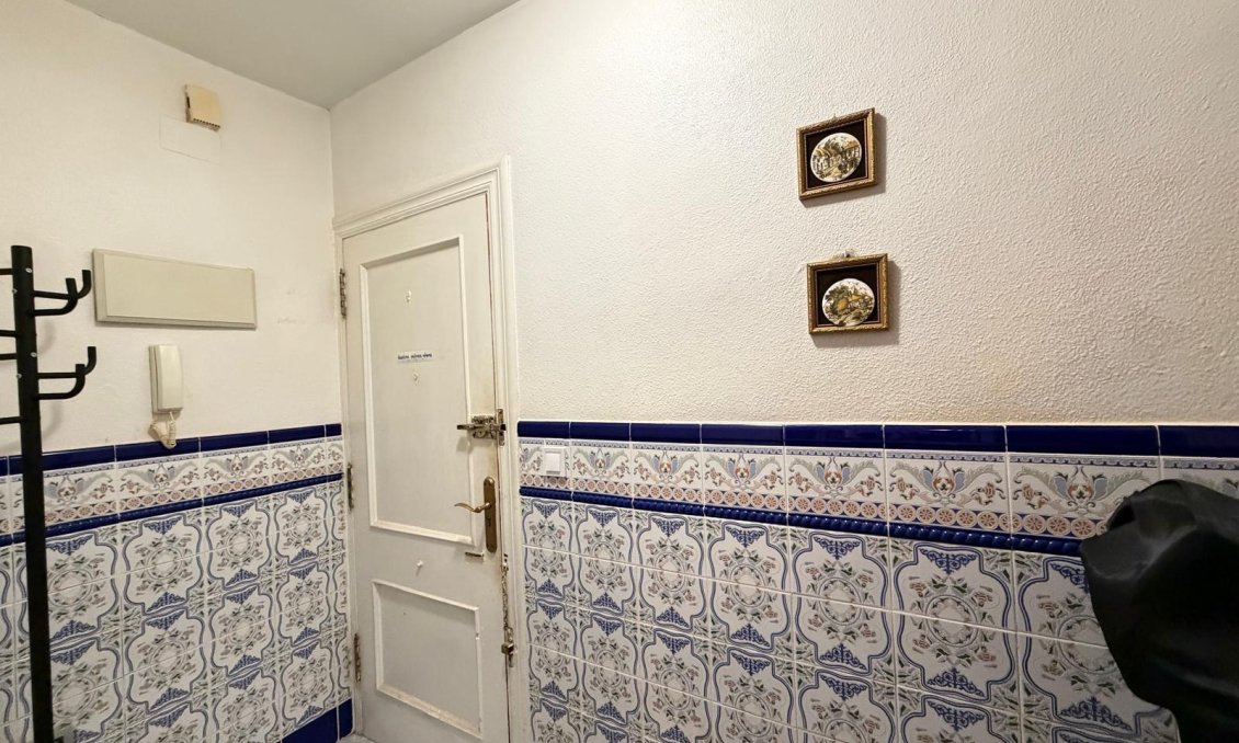 Használt Ingatlanok - Apartman -
Torrevieja - Playa del Cura