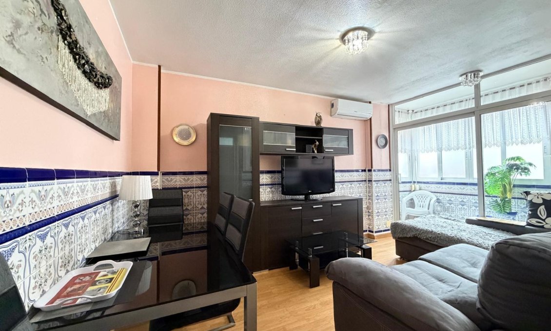 Használt Ingatlanok - Apartman -
Torrevieja - Playa del Cura