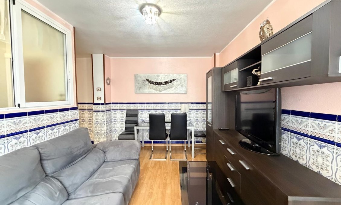 Használt Ingatlanok - Apartman -
Torrevieja - Playa del Cura