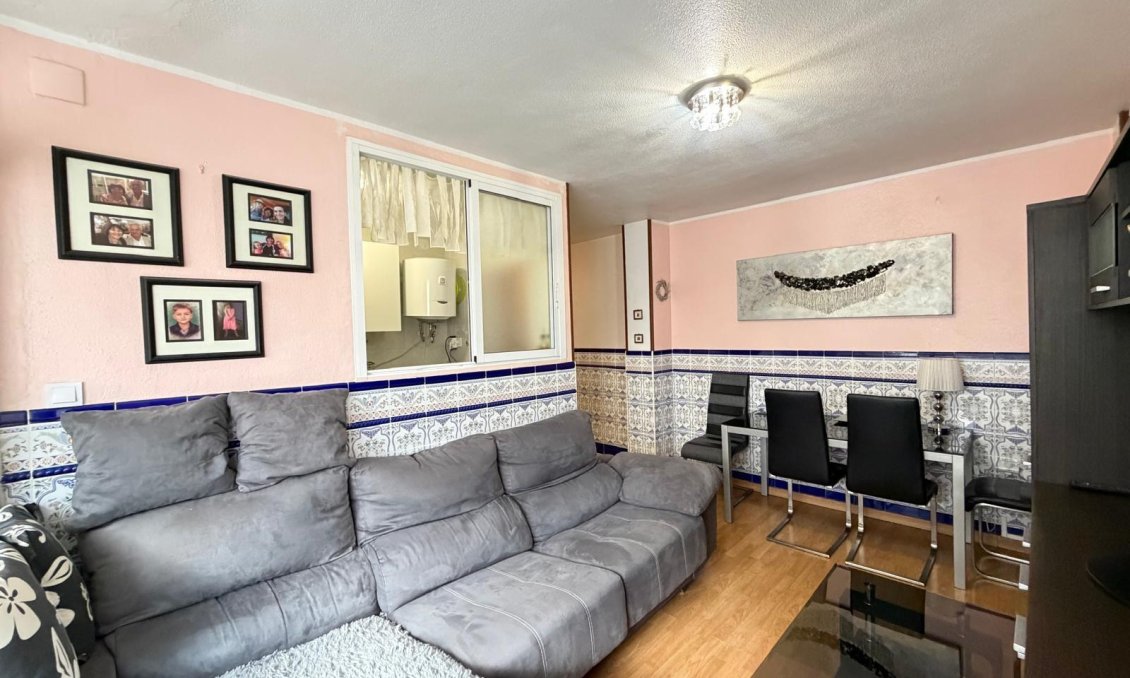 Használt Ingatlanok - Apartman -
Torrevieja - Playa del Cura