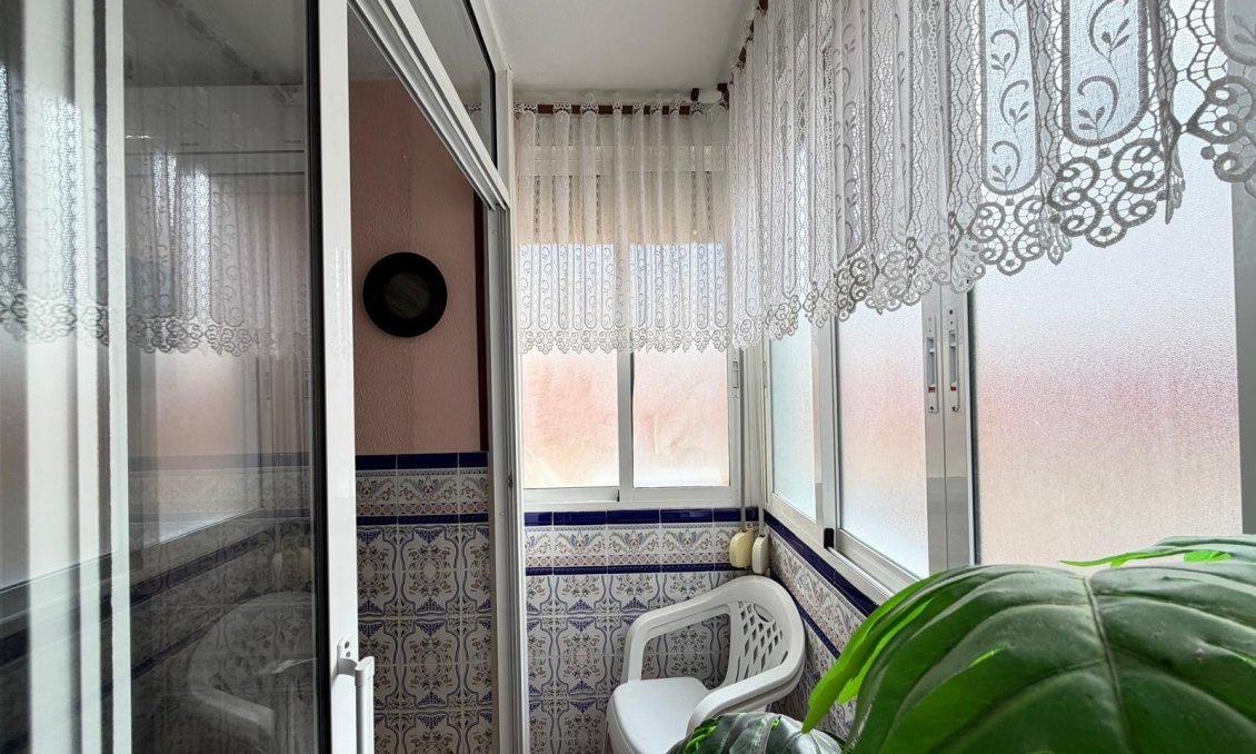 Használt Ingatlanok - Apartman -
Torrevieja - Playa del Cura