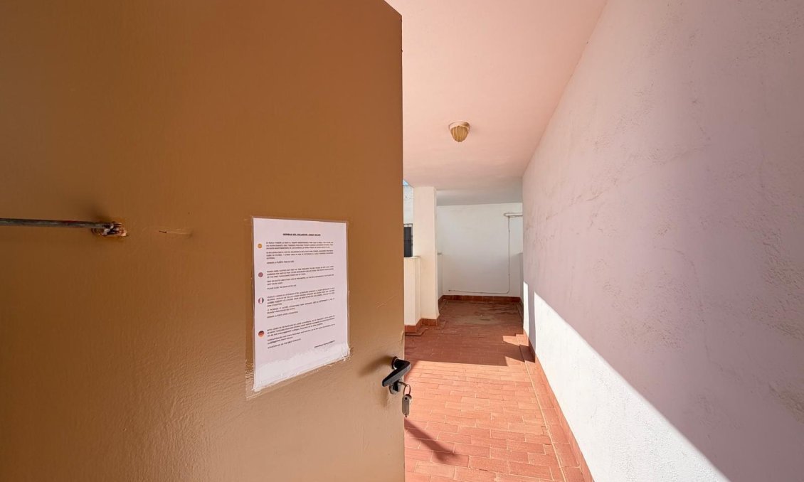 Használt Ingatlanok - Apartman -
Torrevieja - Playa del Cura