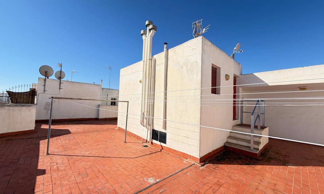 Használt Ingatlanok - Apartman -
Torrevieja - Playa del Cura