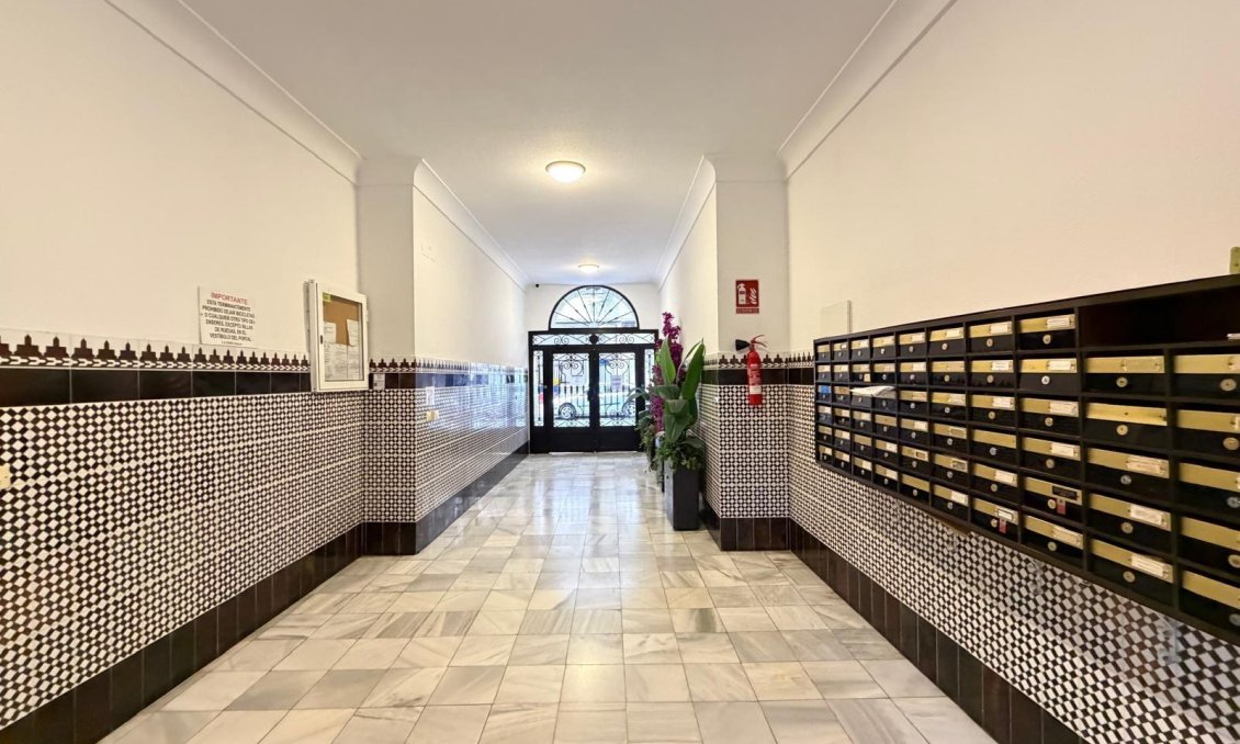 Használt Ingatlanok - Apartman -
Torrevieja - Playa del Cura