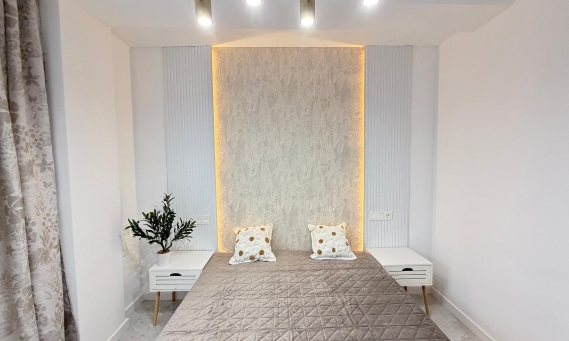 Resale - Penthouse -
Torrevieja - Playa del Cura