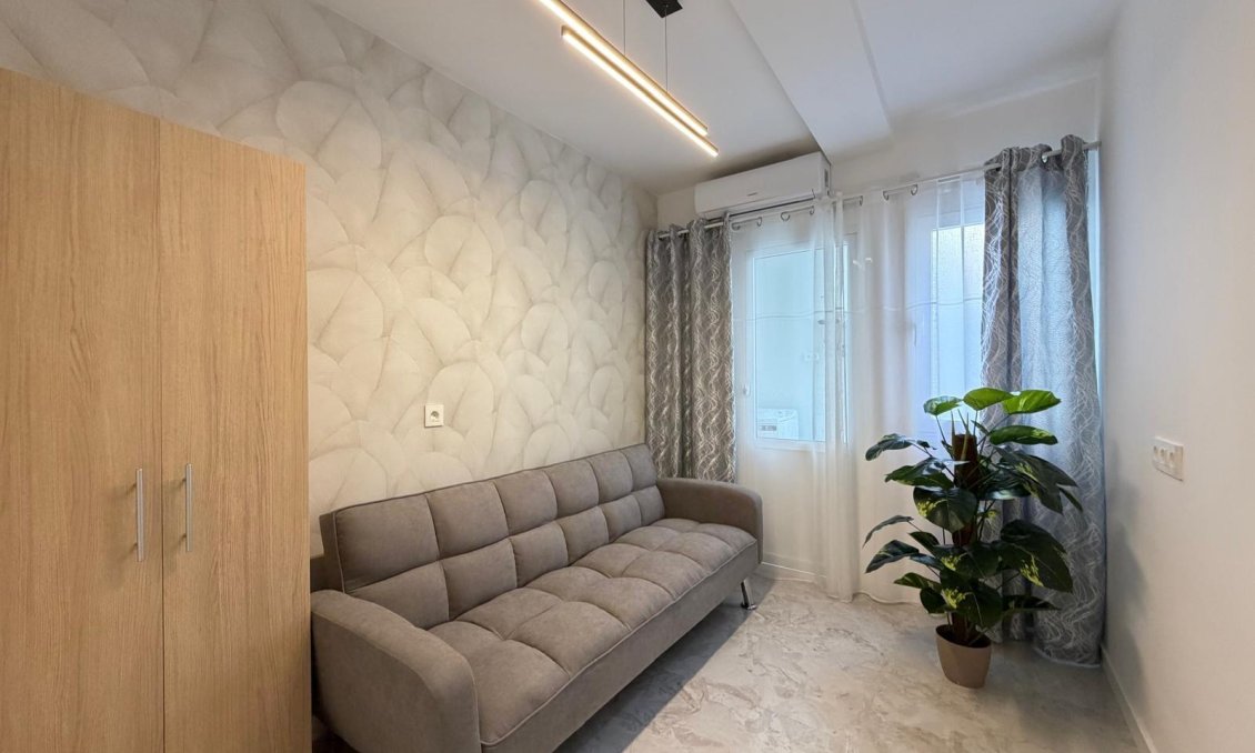 Resale - Penthouse -
Torrevieja - Playa del Cura