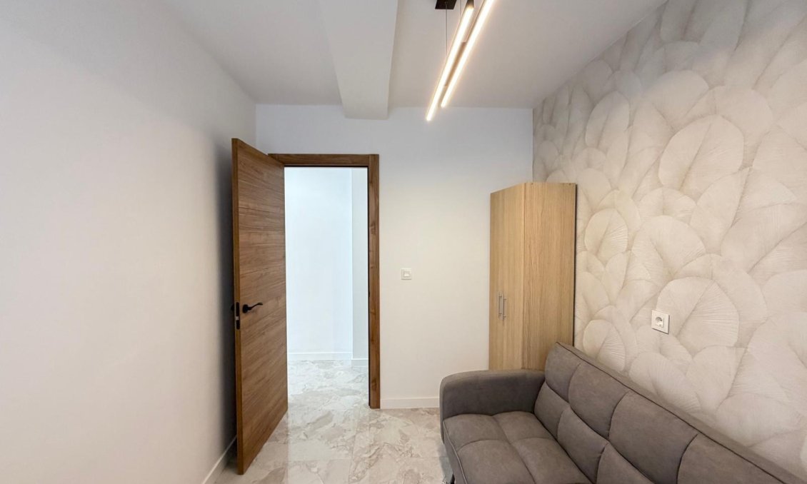 Resale - Penthouse -
Torrevieja - Playa del Cura