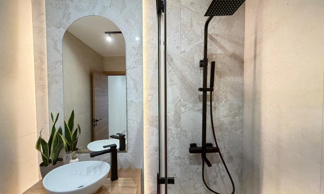 Resale - Penthouse -
Torrevieja - Playa del Cura