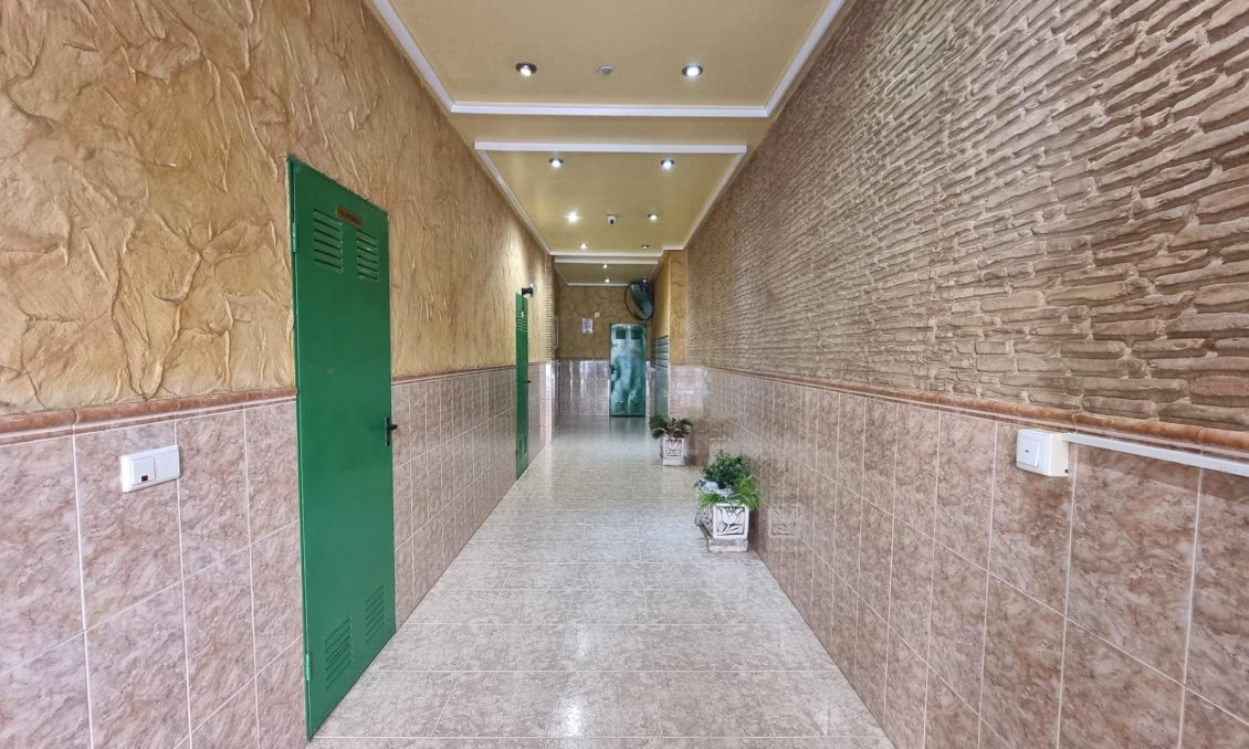 Resale - Apartment -
Torrevieja - Acequion