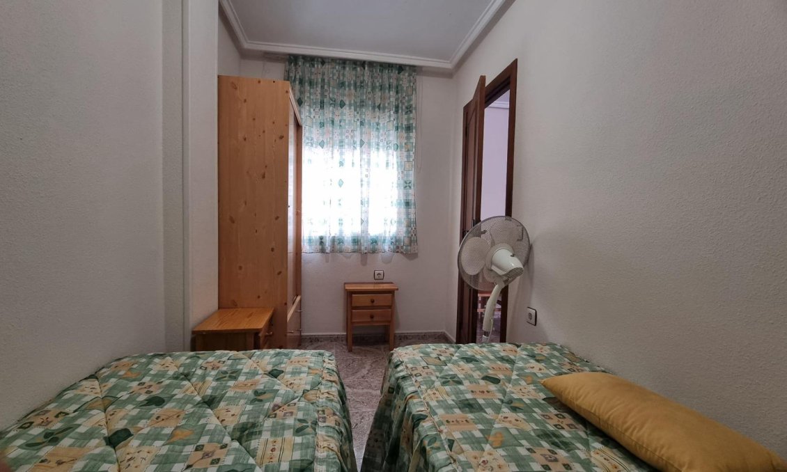 Resale - Apartment -
Torrevieja - Acequion