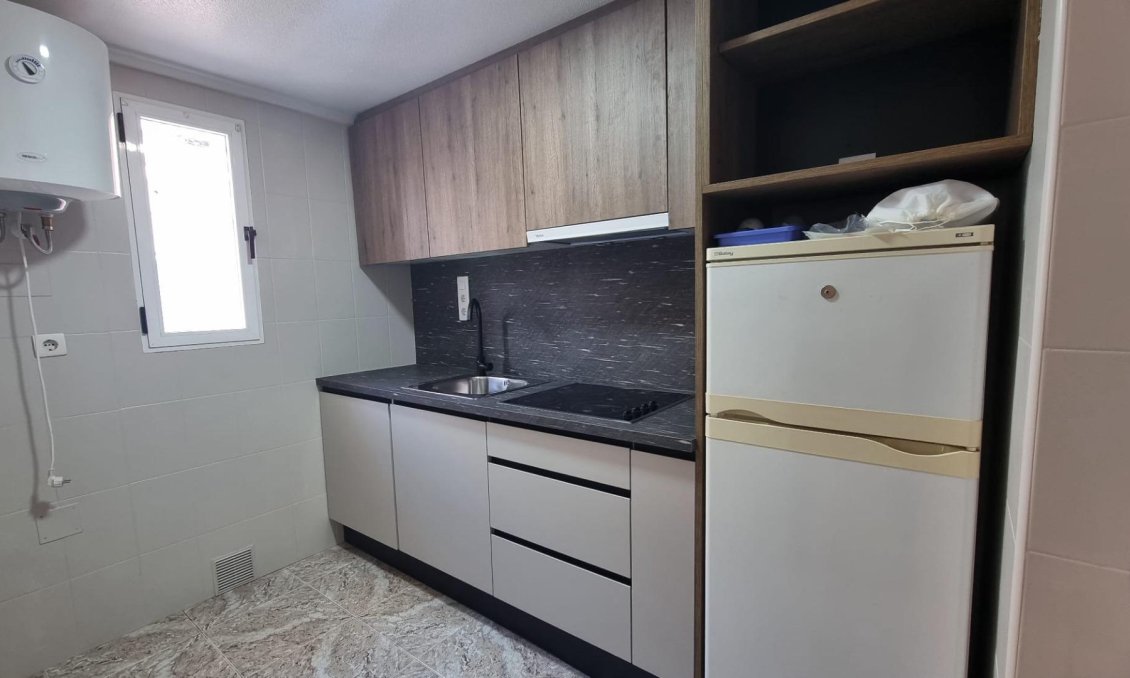 Resale - Apartment -
Torrevieja - Acequion