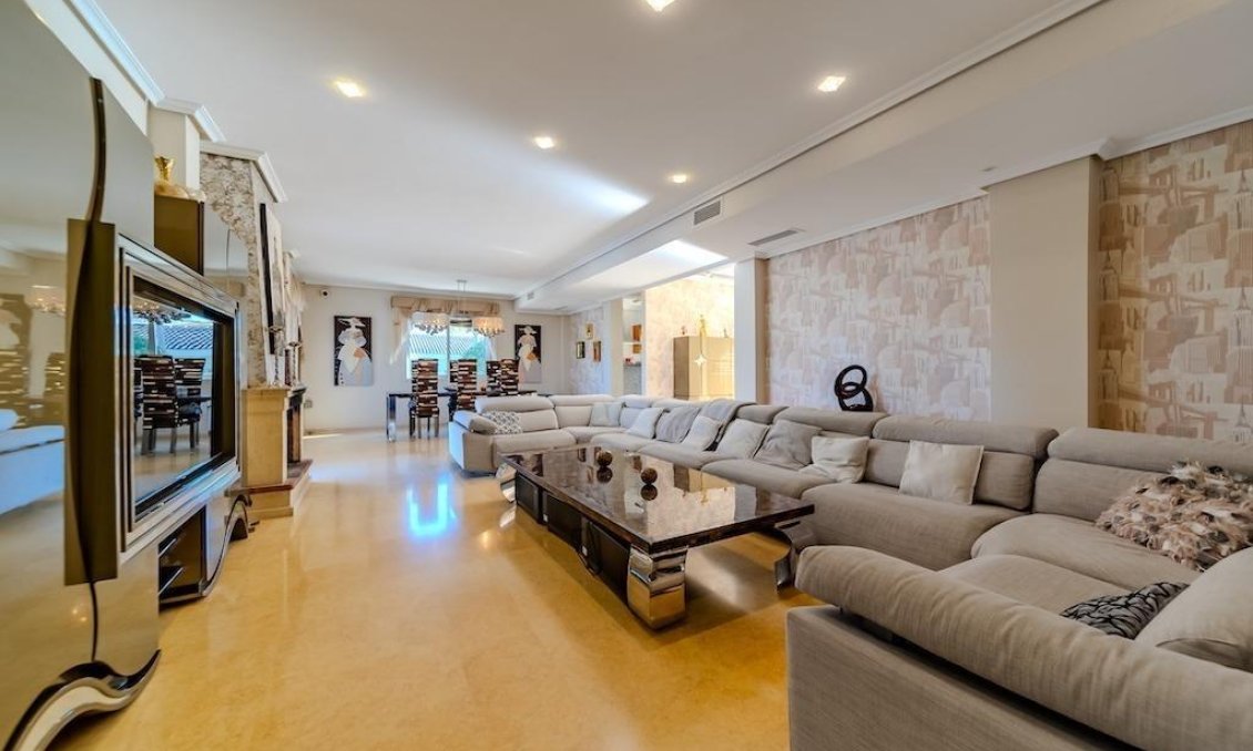Resale - Villa -
Torrevieja - Torre La Mata