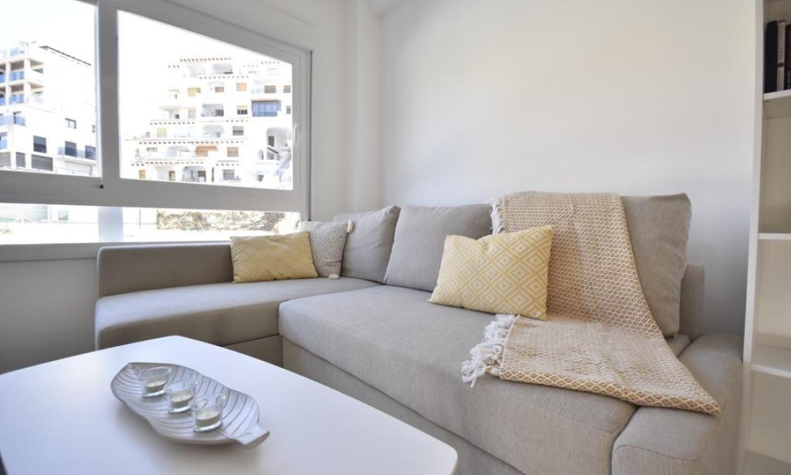 Resale - Apartment -
Orihuela Costa - Campoamor