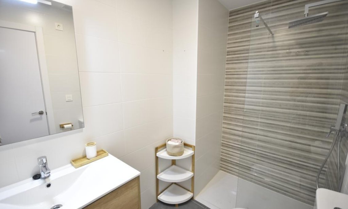 Resale - Apartment -
Orihuela Costa - Campoamor