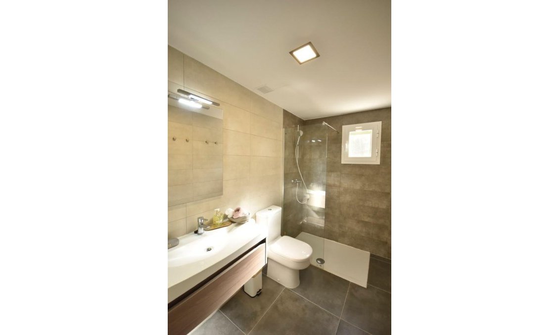 Resale - Apartment -
Orihuela Costa - Campoamor