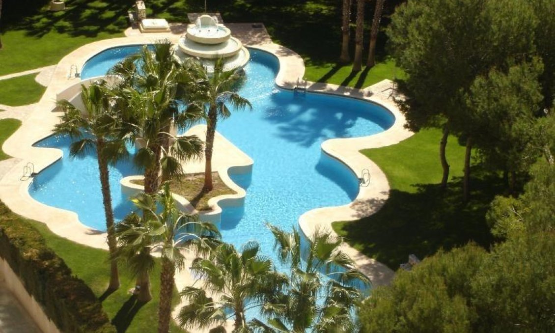 Resale - Apartment -
Orihuela Costa - Campoamor