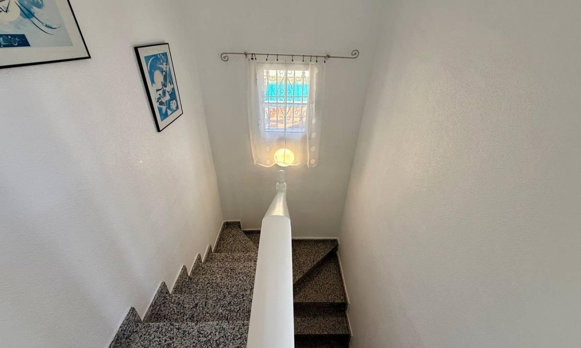 Resale - Villa -
Orihuela Costa - Playa Flamenca