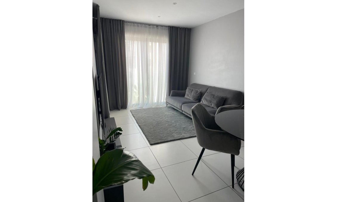 Használt Ingatlanok - Apartman -
Orihuela Costa - Las Filipinas