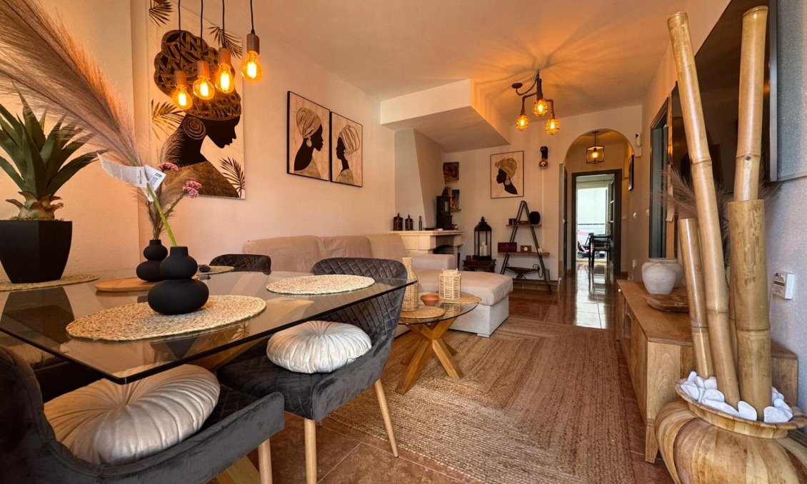 Resale - Townhouse -
Orihuela Costa - Los Dolses