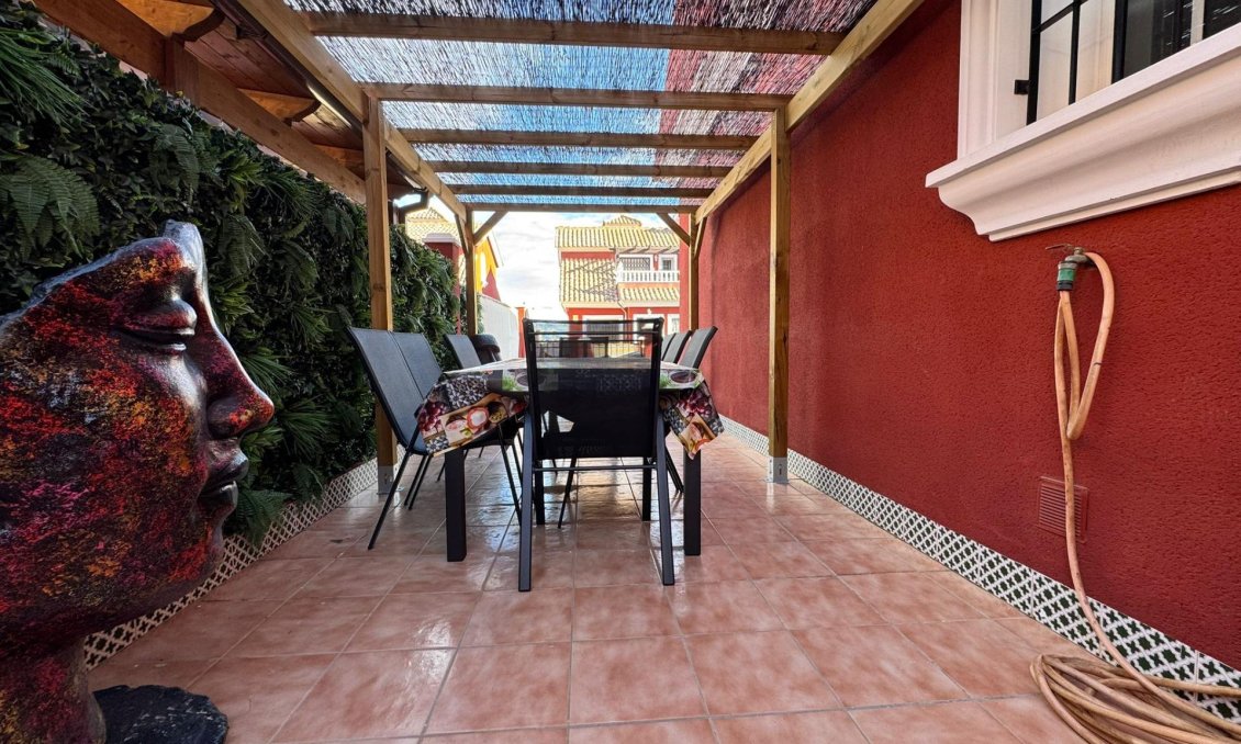 Resale - Townhouse -
Orihuela Costa - Los Dolses
