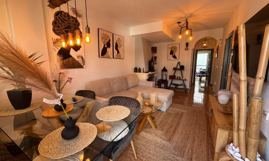 Resale - Townhouse -
Orihuela Costa - Los Dolses