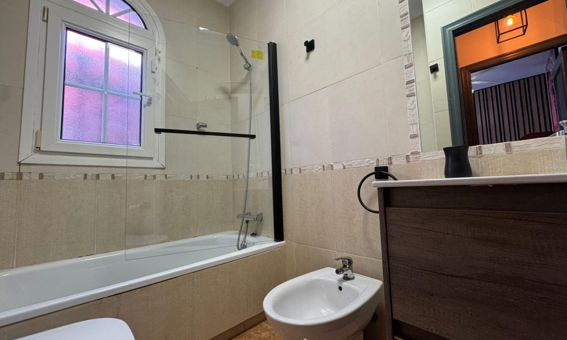 Resale - Townhouse -
Orihuela Costa - Los Dolses