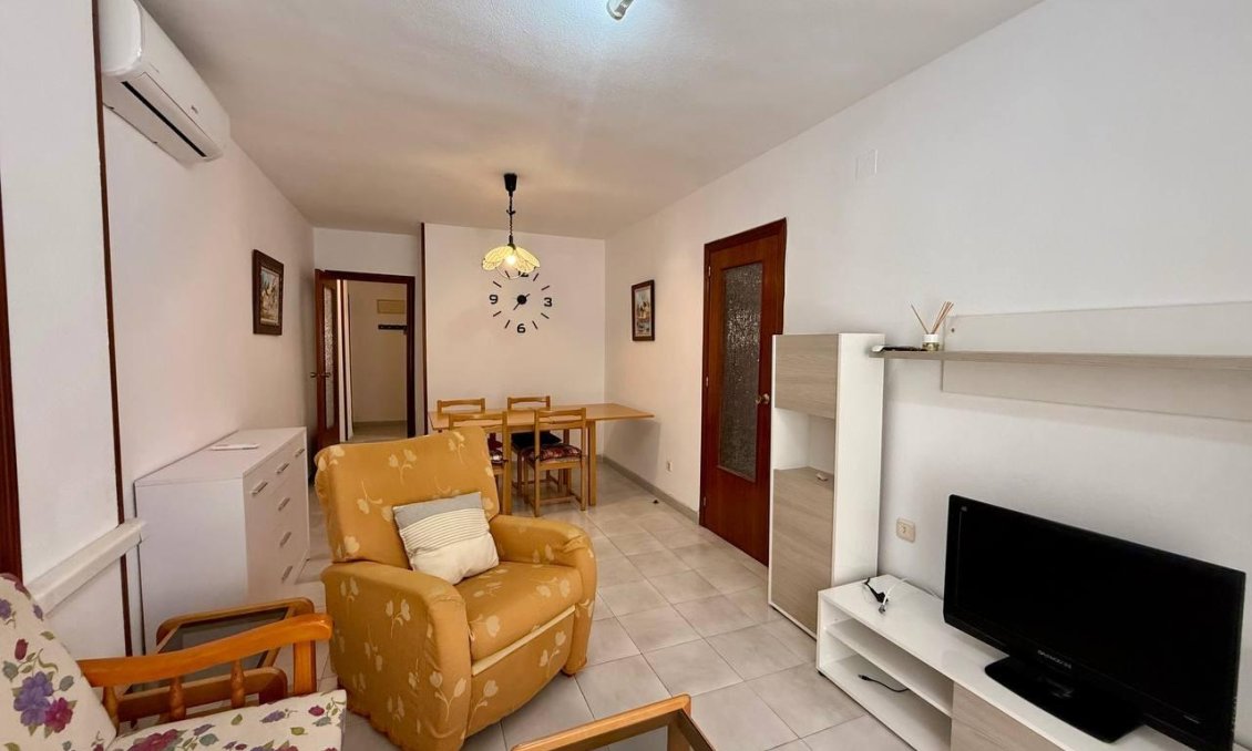 Használt Ingatlanok - Apartman -
Torrevieja - Playa del Cura