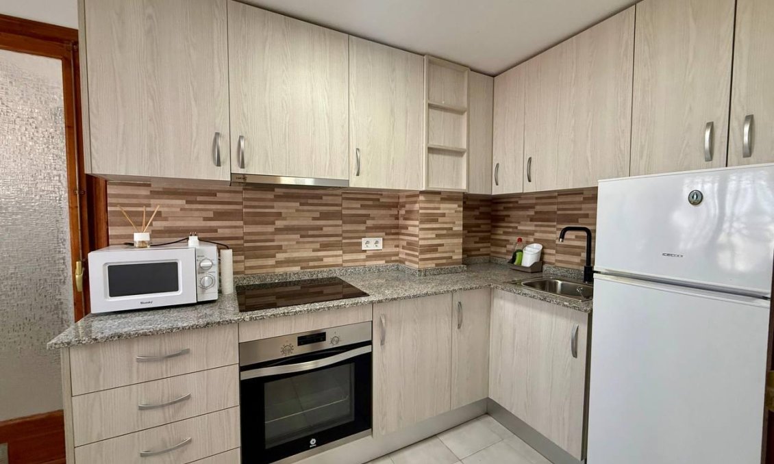 Használt Ingatlanok - Apartman -
Torrevieja - Playa del Cura