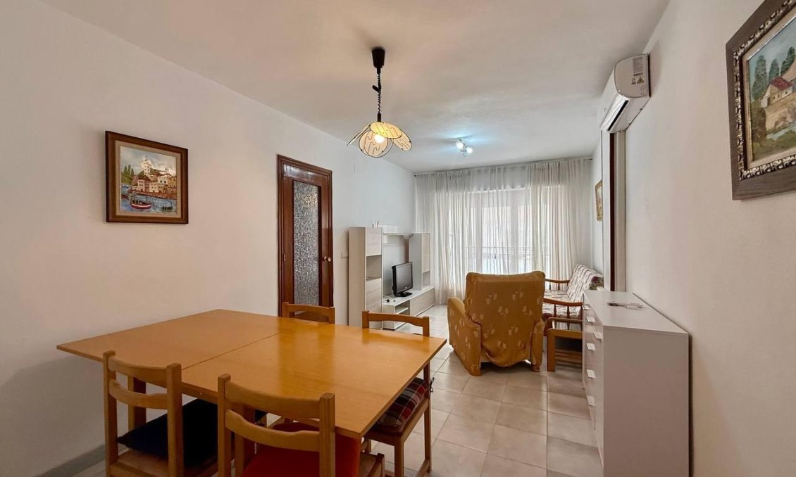 Használt Ingatlanok - Apartman -
Torrevieja - Playa del Cura