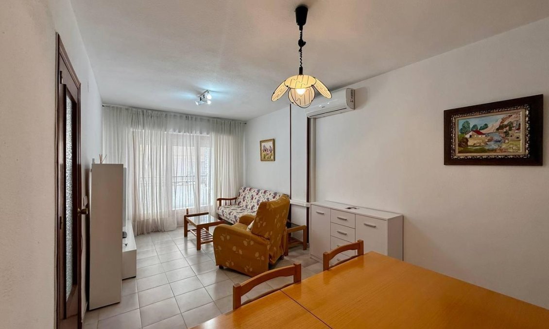 Használt Ingatlanok - Apartman -
Torrevieja - Playa del Cura