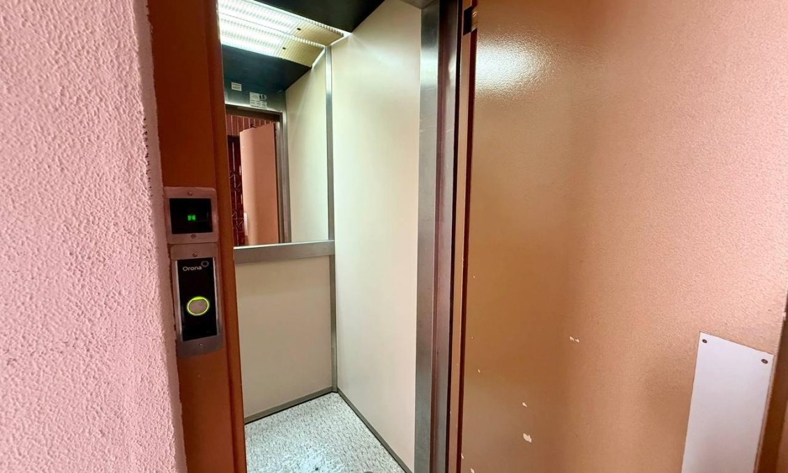 Használt Ingatlanok - Apartman -
Torrevieja - Playa del Cura