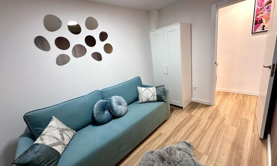 Revente - Appartement -
Torrevieja - Estacion De Autobuses