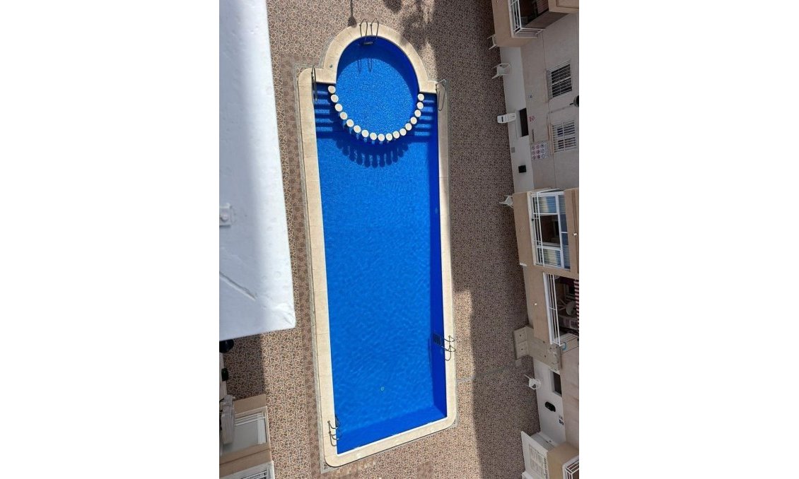 Revente - Appartement -
Torrevieja - Estacion De Autobuses