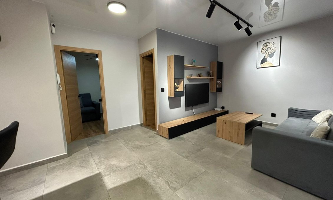 Resale - Apartment -
Torrevieja - Estacion De Autobuses
