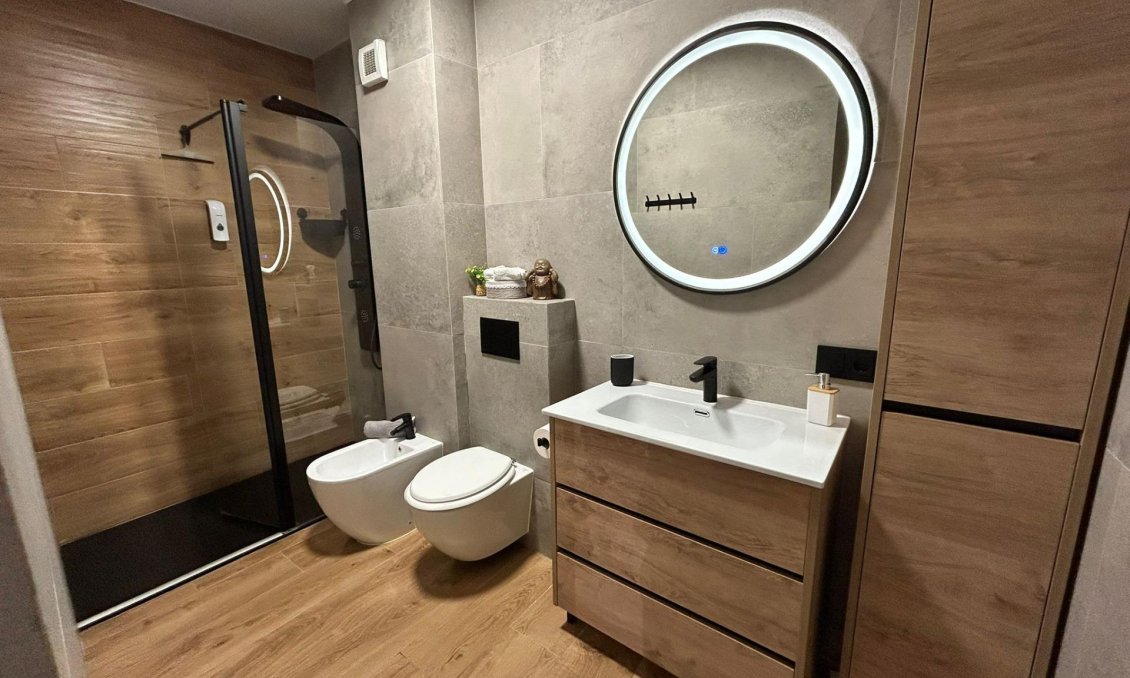 Resale - Apartment -
Torrevieja - Estacion De Autobuses