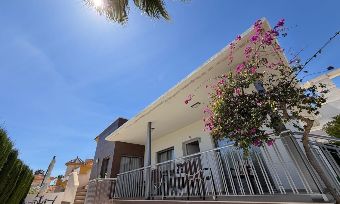 Használt Ingatlanok - Villa -
Ciudad Quesada - Dona Pepa