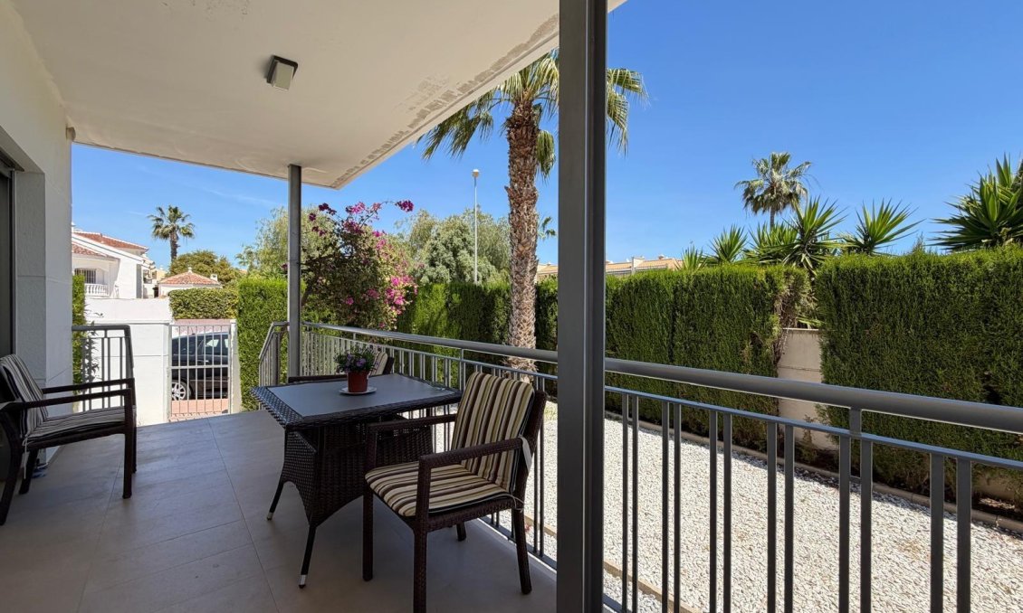 Használt Ingatlanok - Villa -
Ciudad Quesada - Dona Pepa
