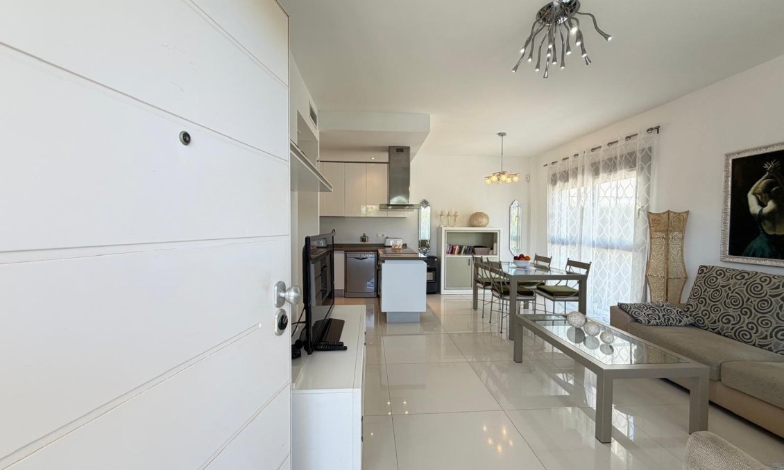 Használt Ingatlanok - Villa -
Ciudad Quesada - Dona Pepa