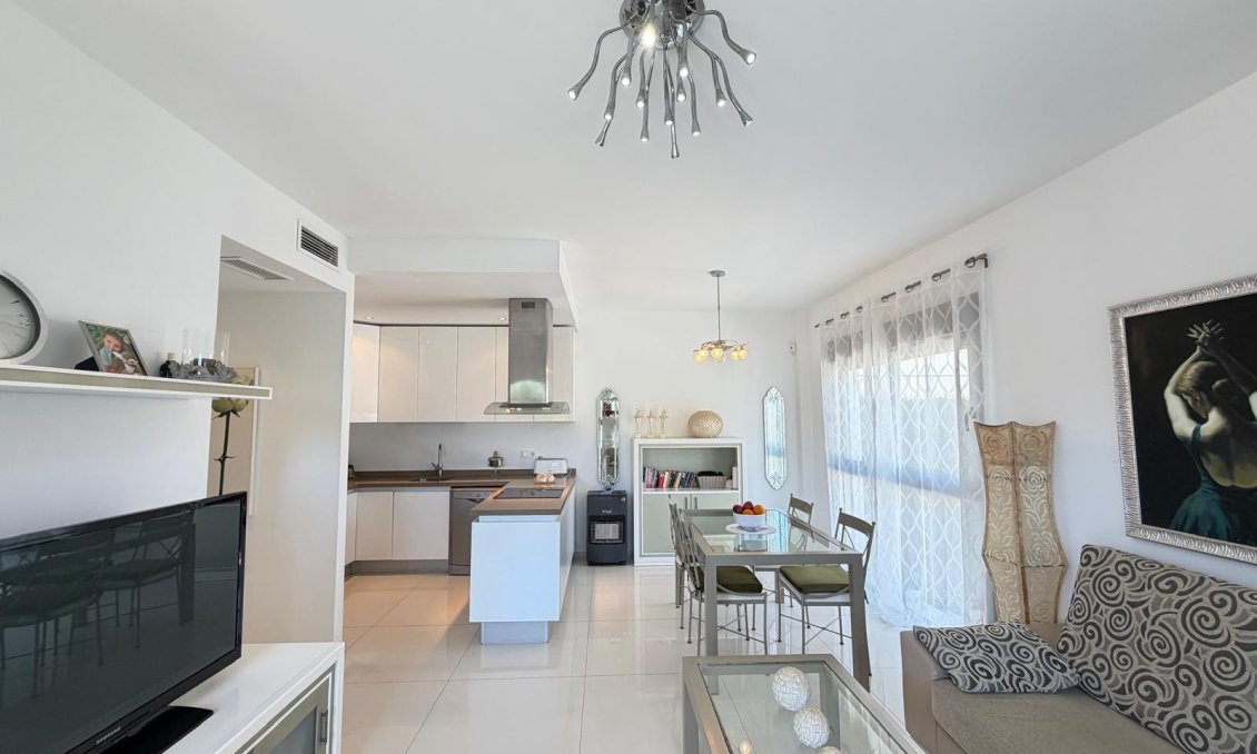 Használt Ingatlanok - Villa -
Ciudad Quesada - Dona Pepa