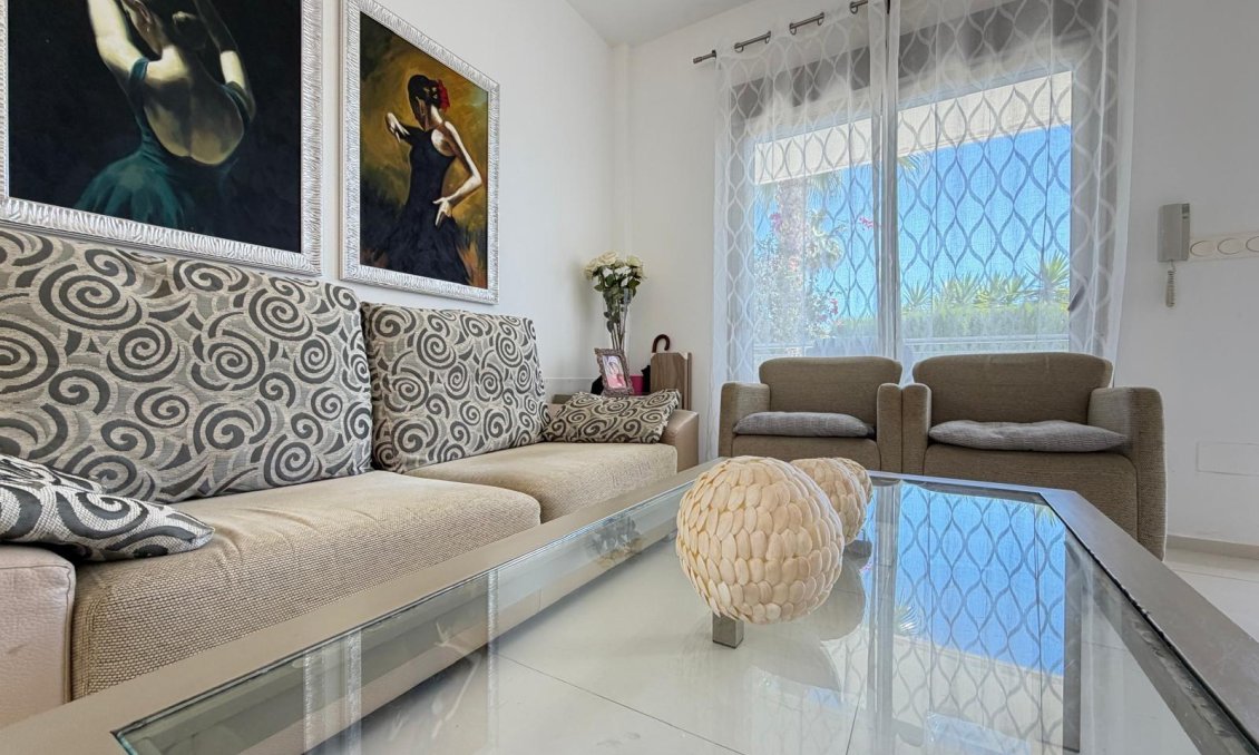 Használt Ingatlanok - Villa -
Ciudad Quesada - Dona Pepa