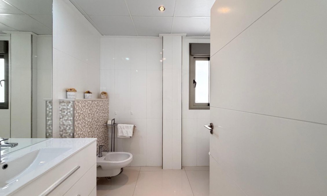 Használt Ingatlanok - Villa -
Ciudad Quesada - Dona Pepa