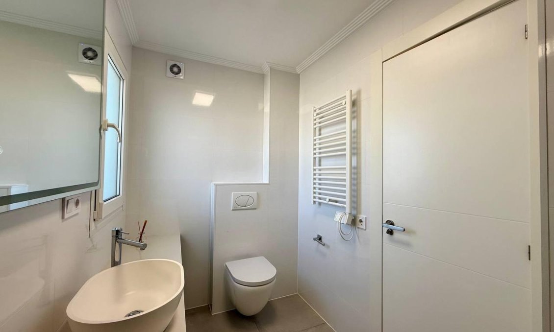 Resale - Penthouse -
Torrevieja - Nueva Torrevieja
