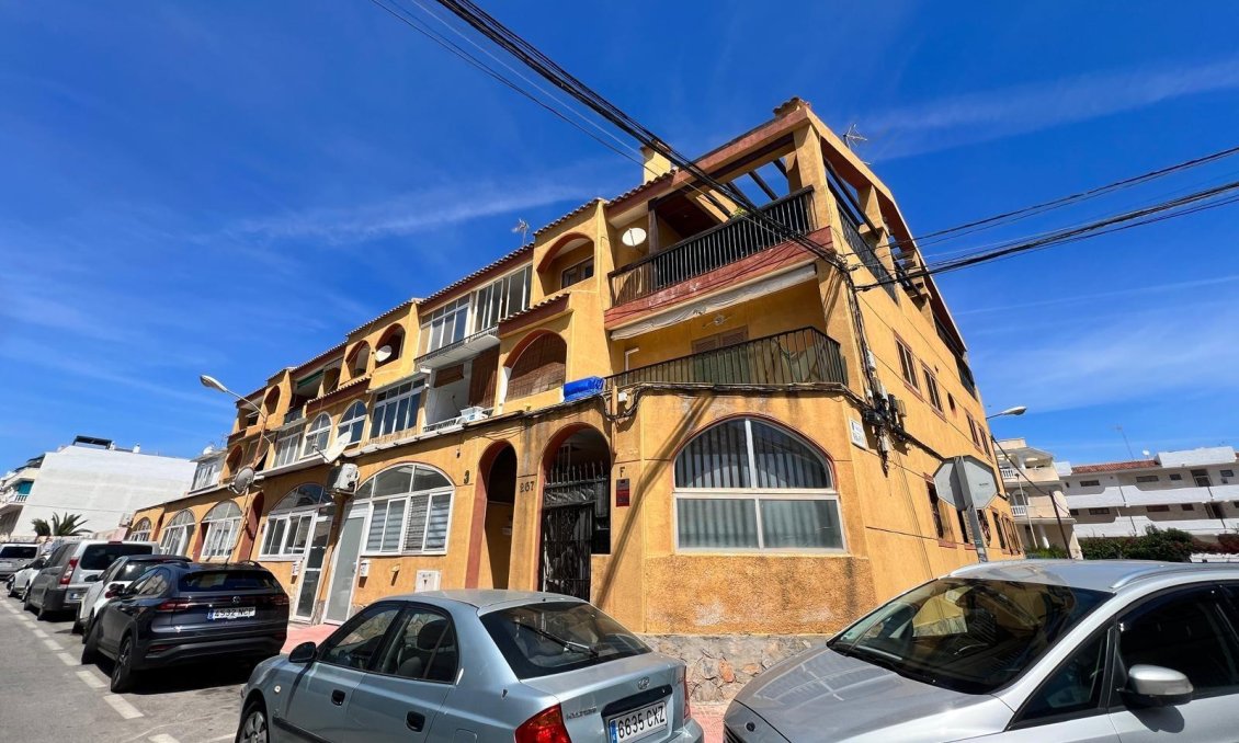 Wiederverkauf - Wohnung -
Torrevieja - Centro