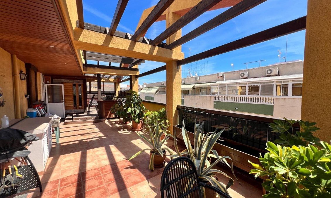 Wiederverkauf - Wohnung -
Torrevieja - Centro