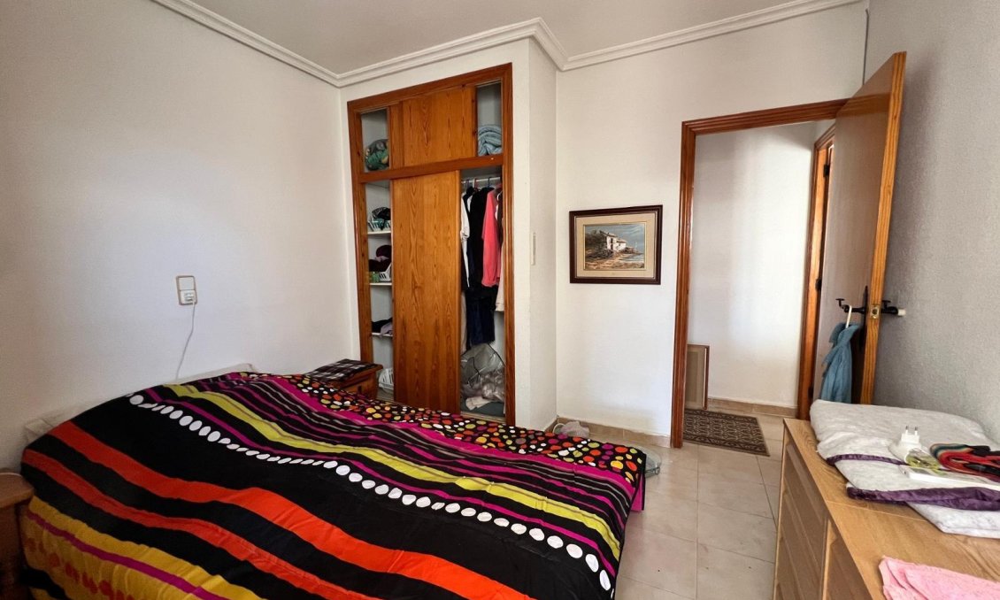 Wiederverkauf - Wohnung -
Torrevieja - Centro