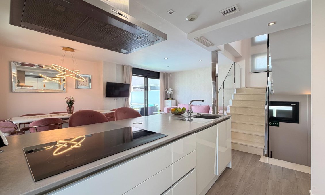 Resale - Villa -
Torrevieja - Aguas Nuevas
